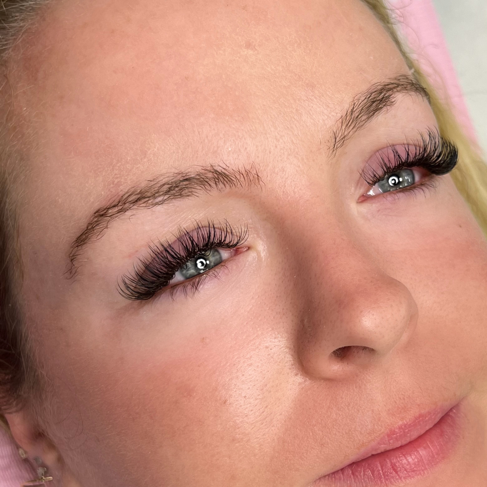 Classic Full Set at MNML Beauty Co in nutley, NJ