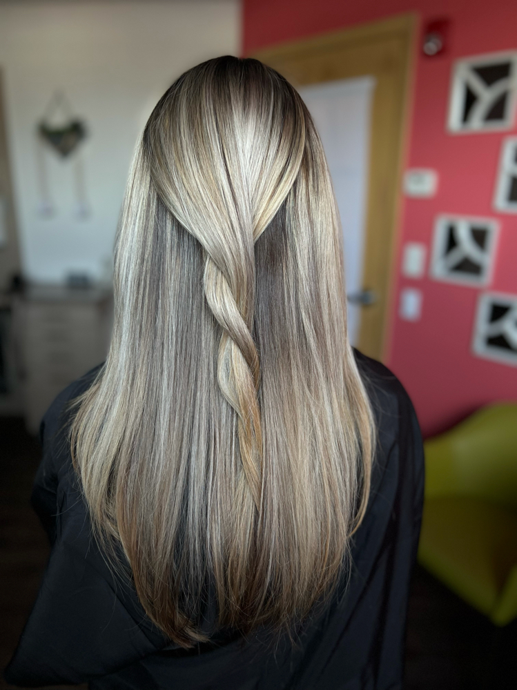 Partial Balayage & Blowdry