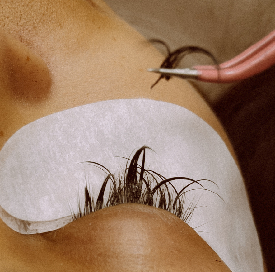 Lash Removal