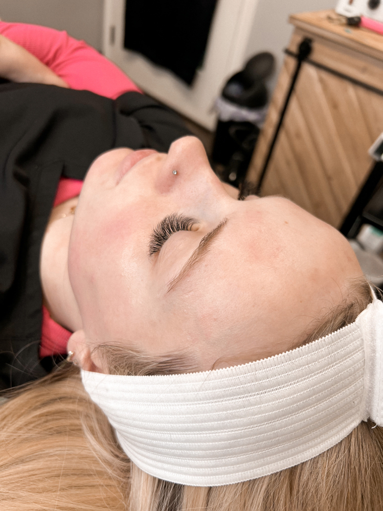 The Dermaplaning Facial