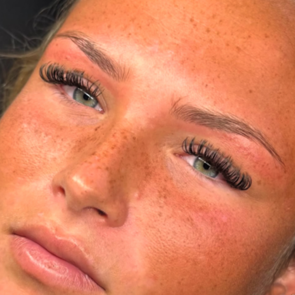 Volume Angel Lashes Full Set at Salon Muse Griffin in Griffin, GA