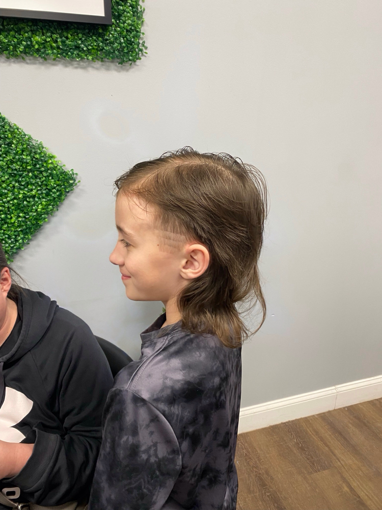 Kids haircut (up to 17)