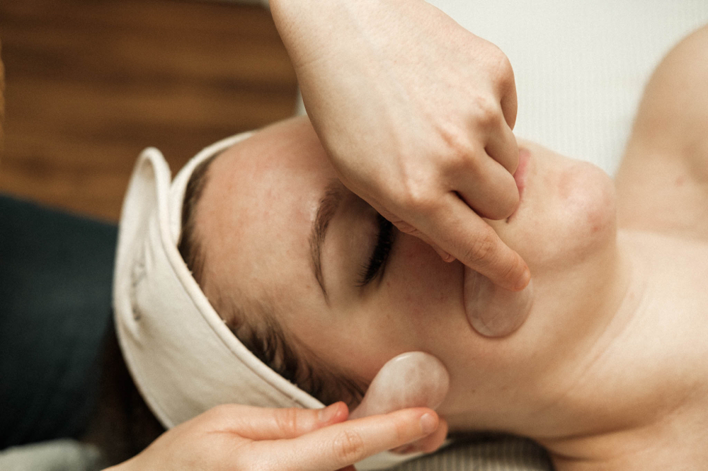 Gua Sha Facial 60 Minutes