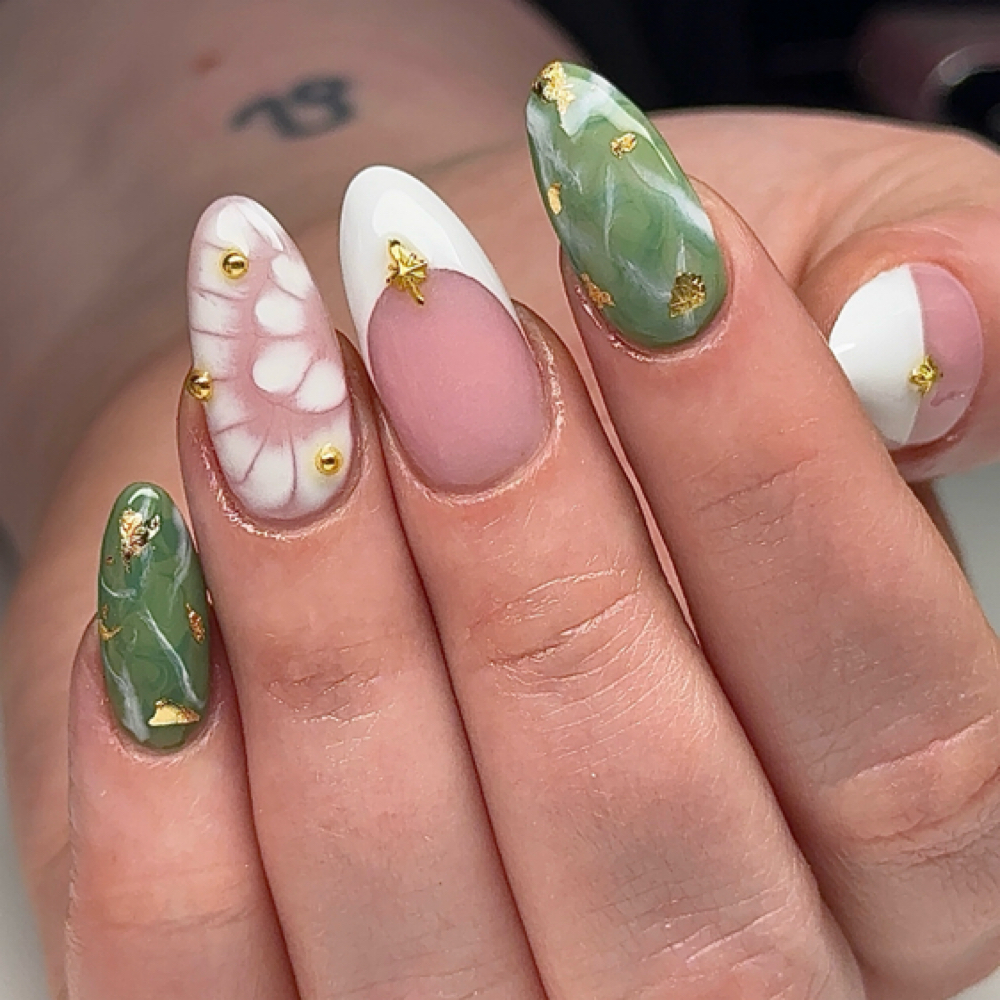 Acrylic Medium Set at LunatiqueNails in Katy, TX