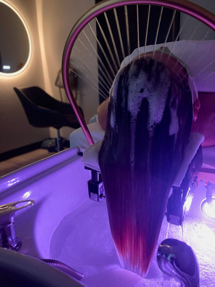 HeadSpa & Chocolate Facial