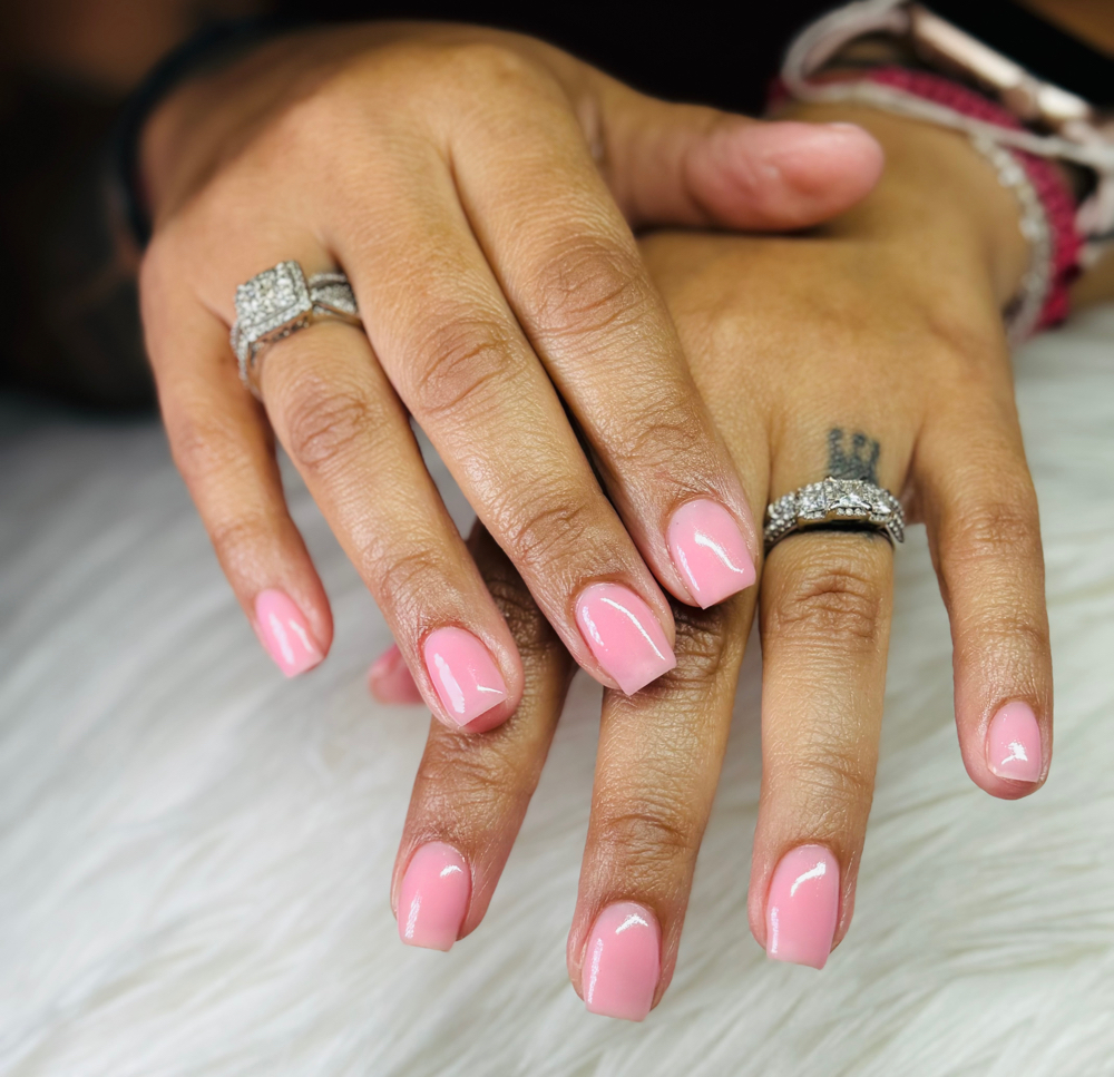 Builder Gel Mani