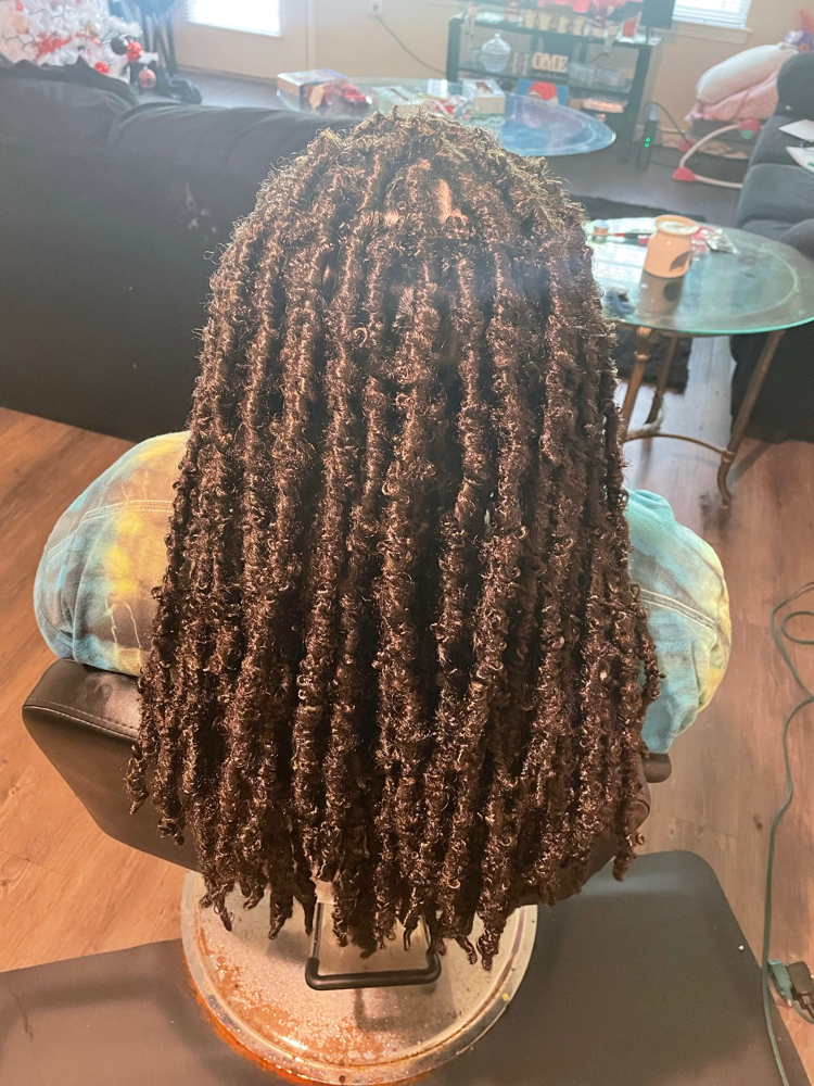 18-26 Inches Butterfly Locs