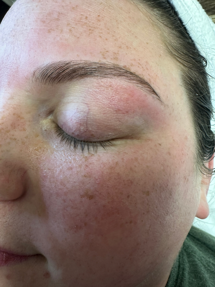 Brow Tint