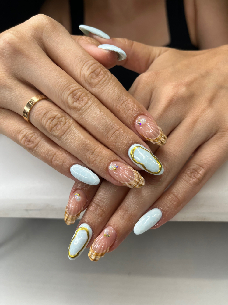 Hard Gel Mani W/ Design at Clawsbyvina in Stockton, CA