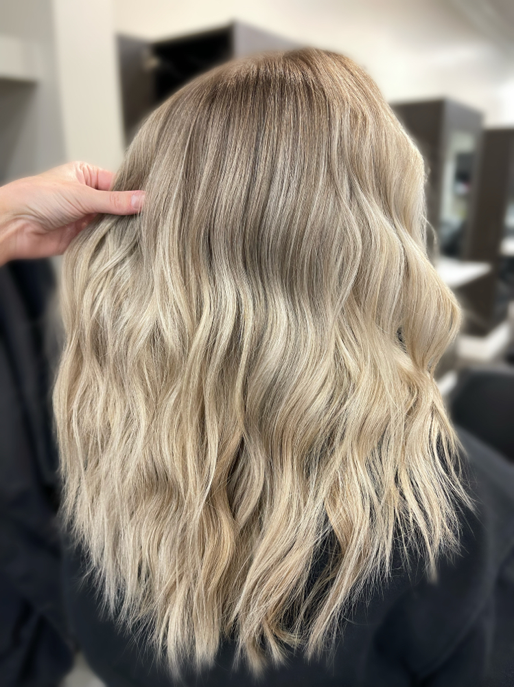 Full Highlight and Style at Chroma Collective in Royal Oak, MI