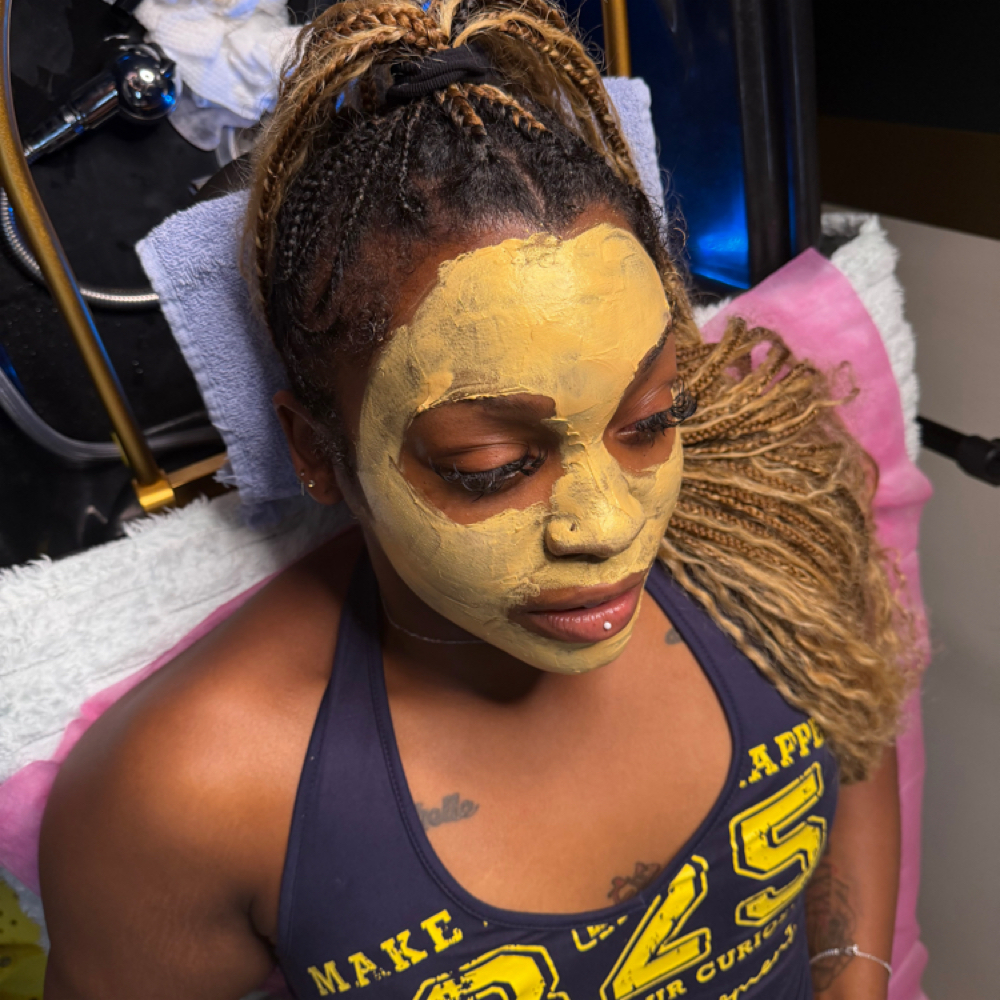 30 Minute Basic Facial at Stylin Chic Tish in Arlington, TX