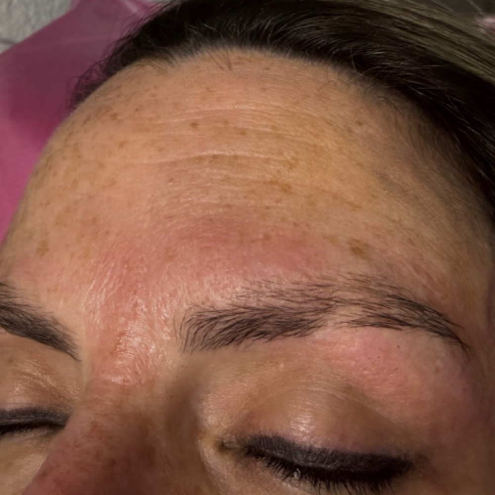 Eyebrow Wax at THE OASIS beauty bar in Ceres, CA