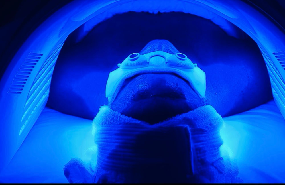 Personalized Glasshouse Facial