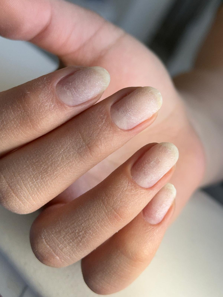 Regular manicure no polish