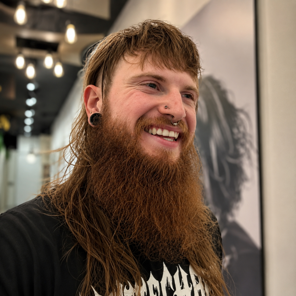 Custom Haircut at The Cult Salon in Taylor, MI