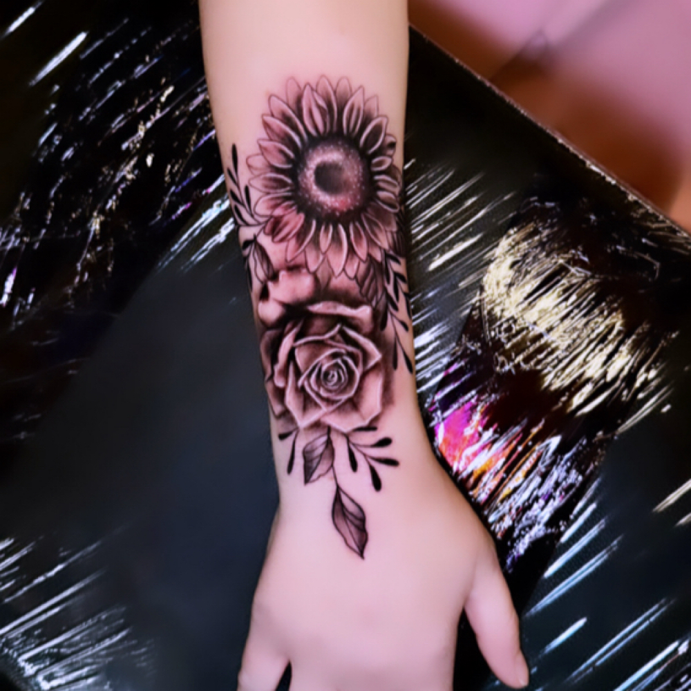 Palmsize And Up at Ink-on-ink tattoo studio in Lumberton, NC