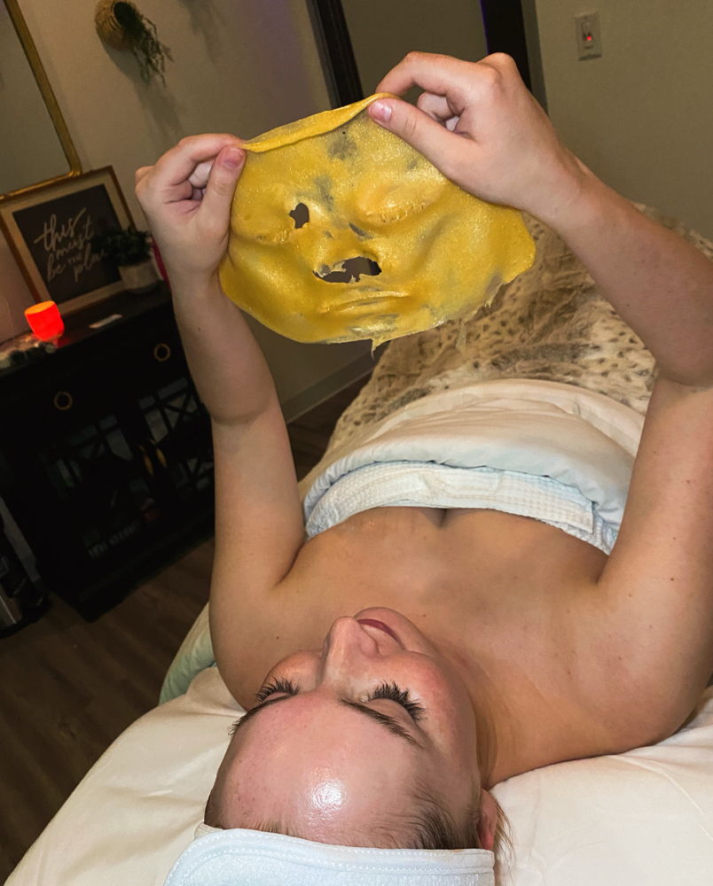 24 Karat Facial