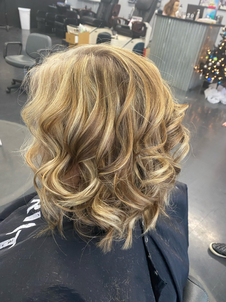 Shampoo, Blowdry & Style