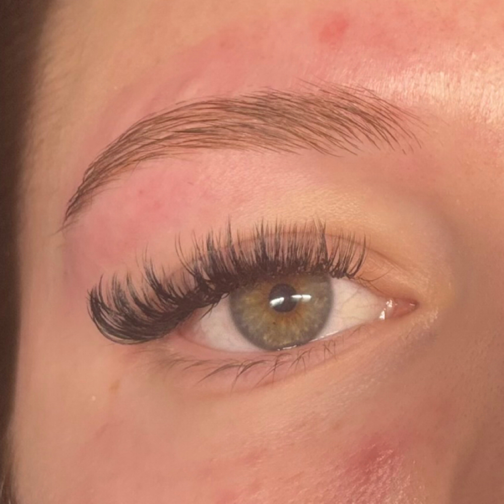 Hybrid Full Lash Set at Black Cactus Body Bar & Boutique in Mount Juliet, TN