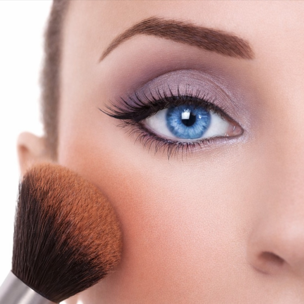 Makeup at Summer's Blowout in Northbrook, IL