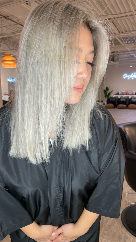 Full Blondes Shoulder Length