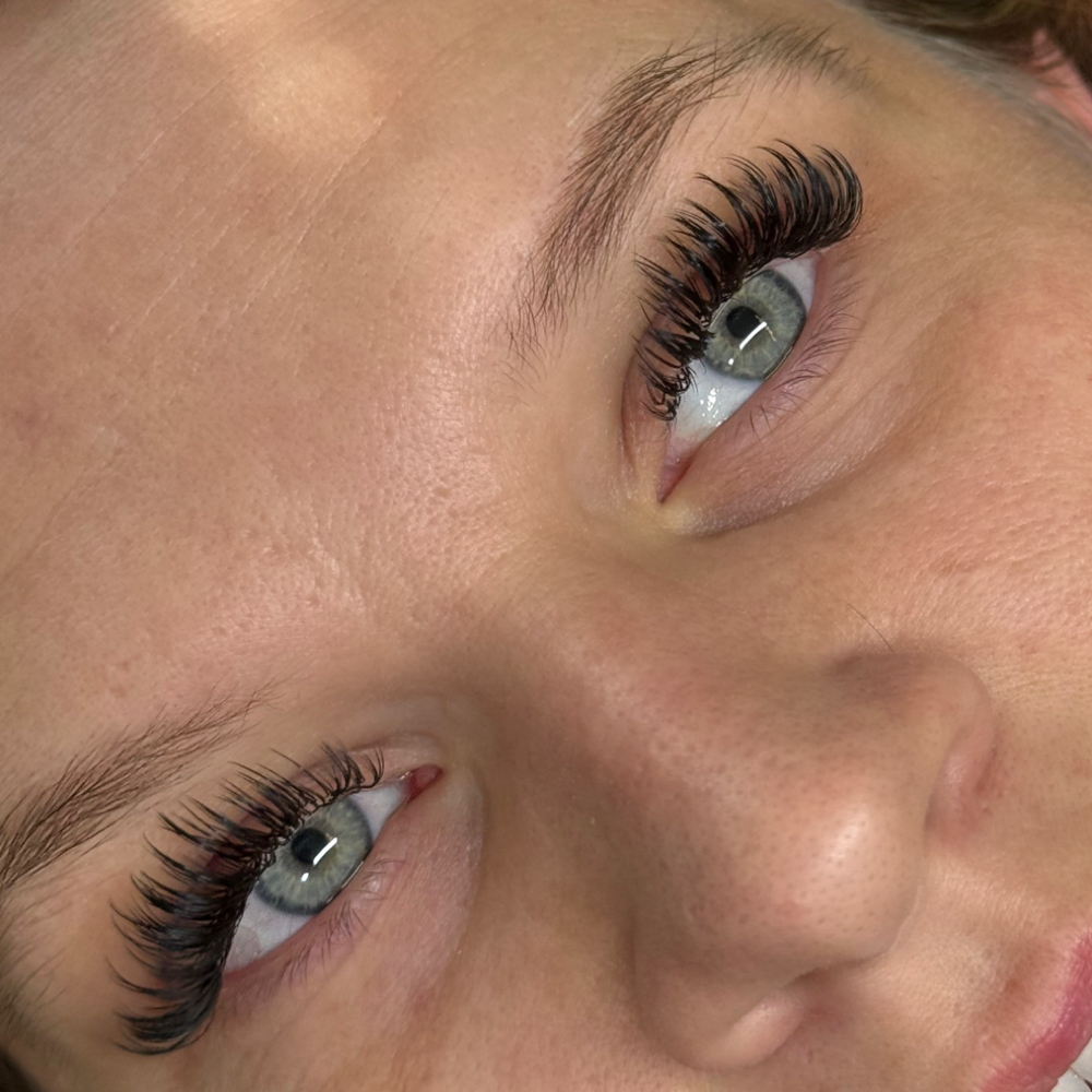 Wet Set Lash Extensions at Lashes By Meg in Knoxville, TN
