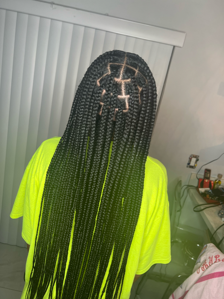 M Knotless Braids
