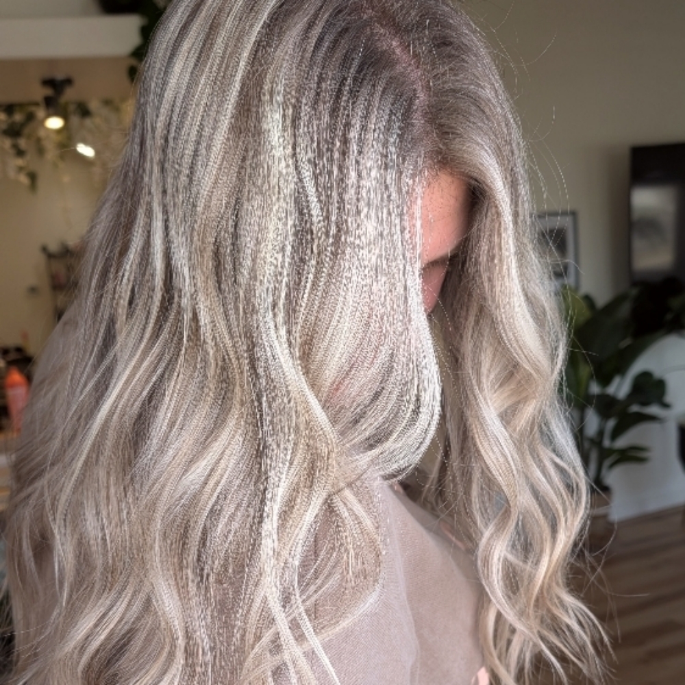 Full Highlight at The Eagles Nest Salon & Spa in Eagle Point, OR