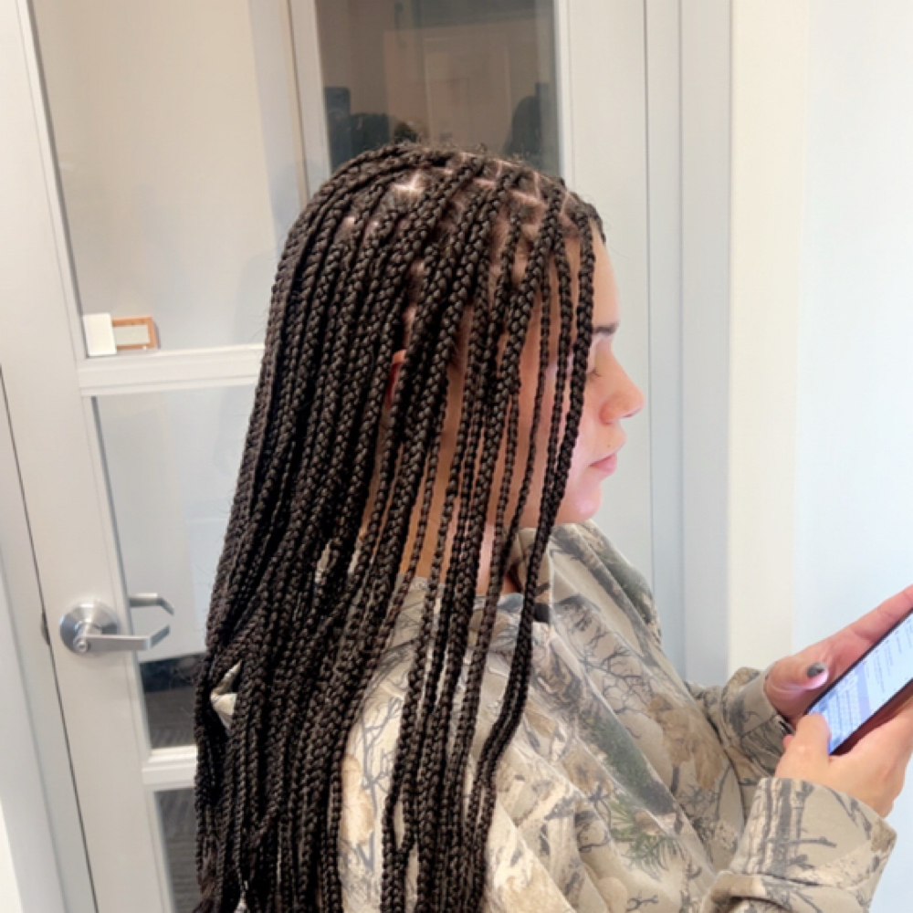 Small Knotless Box Braids Midback at G'Nels  Braids Studio in LYNNWOOD, WA