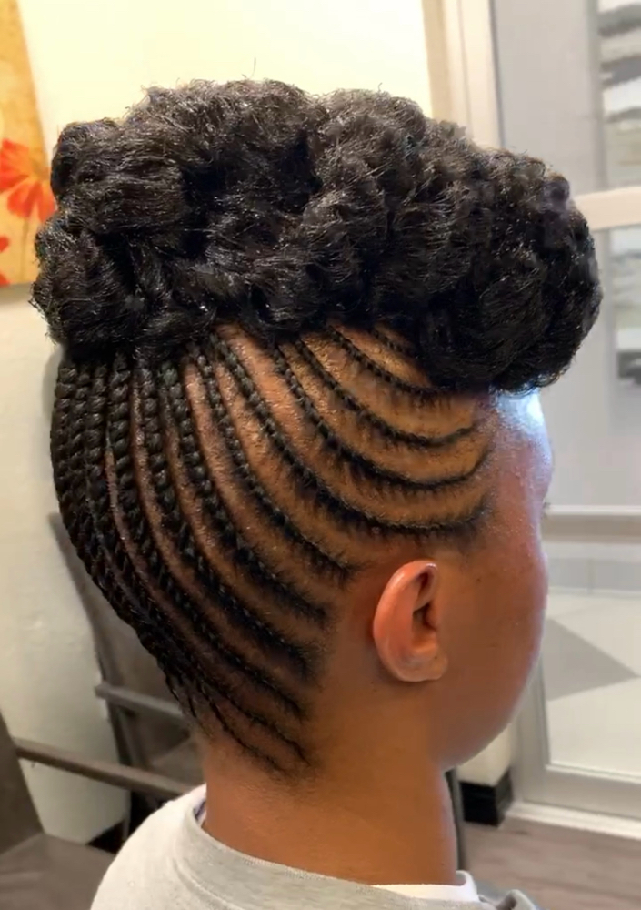 Updo w/Faux Pompadour - 🚫4:30 appt