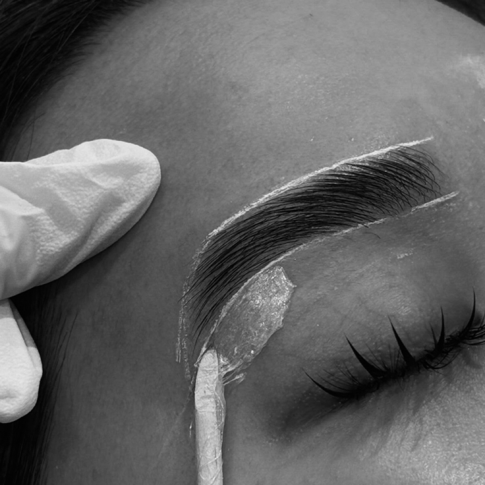 Eyebrow Wax at Emma’s Esthetics in Gadsden, AL