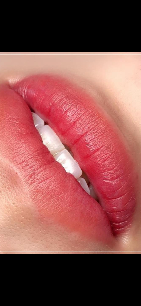 Lips Blush