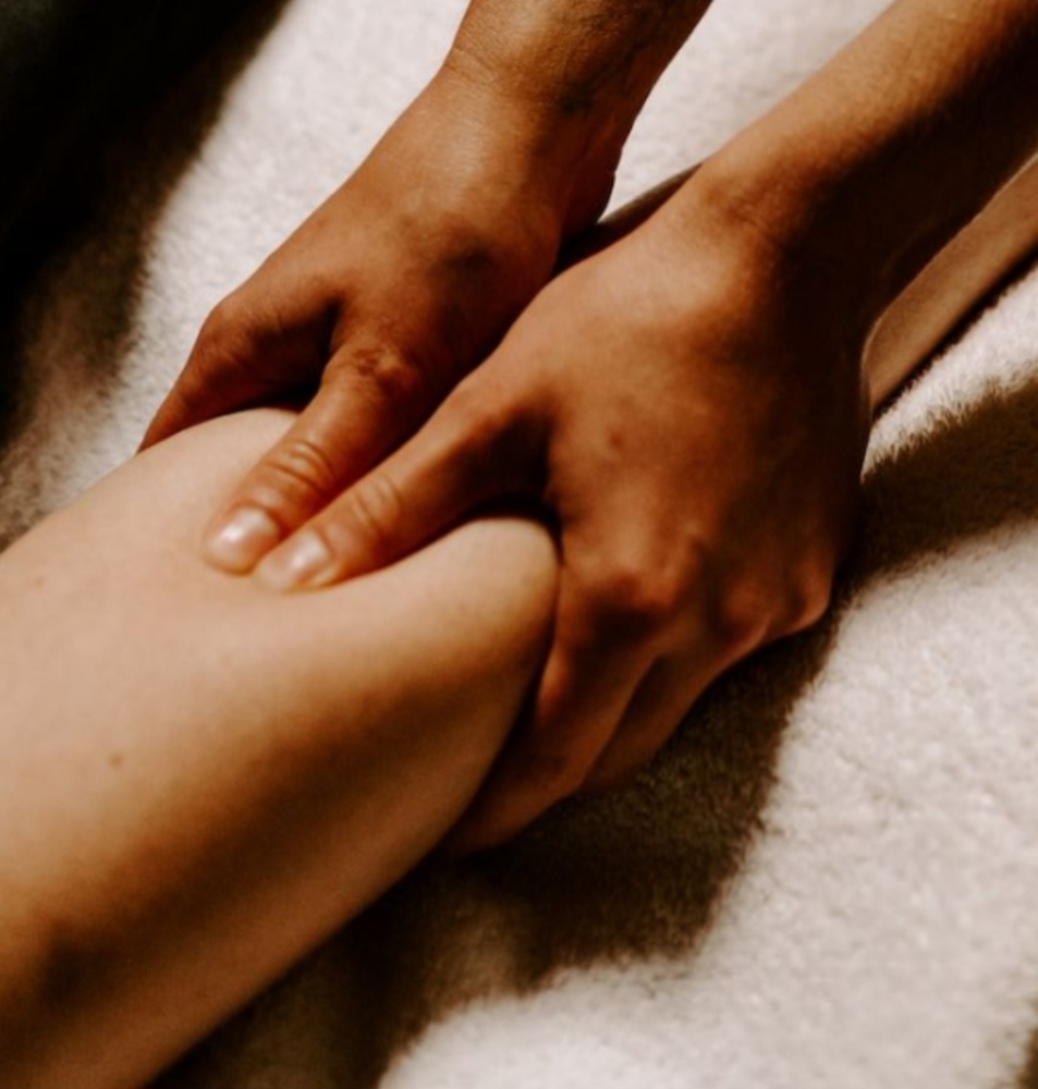 DEEP TISSUE MASSAGE 60 MIN