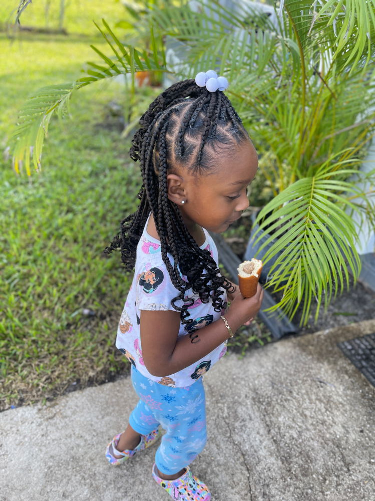 Large Knotless With Curls