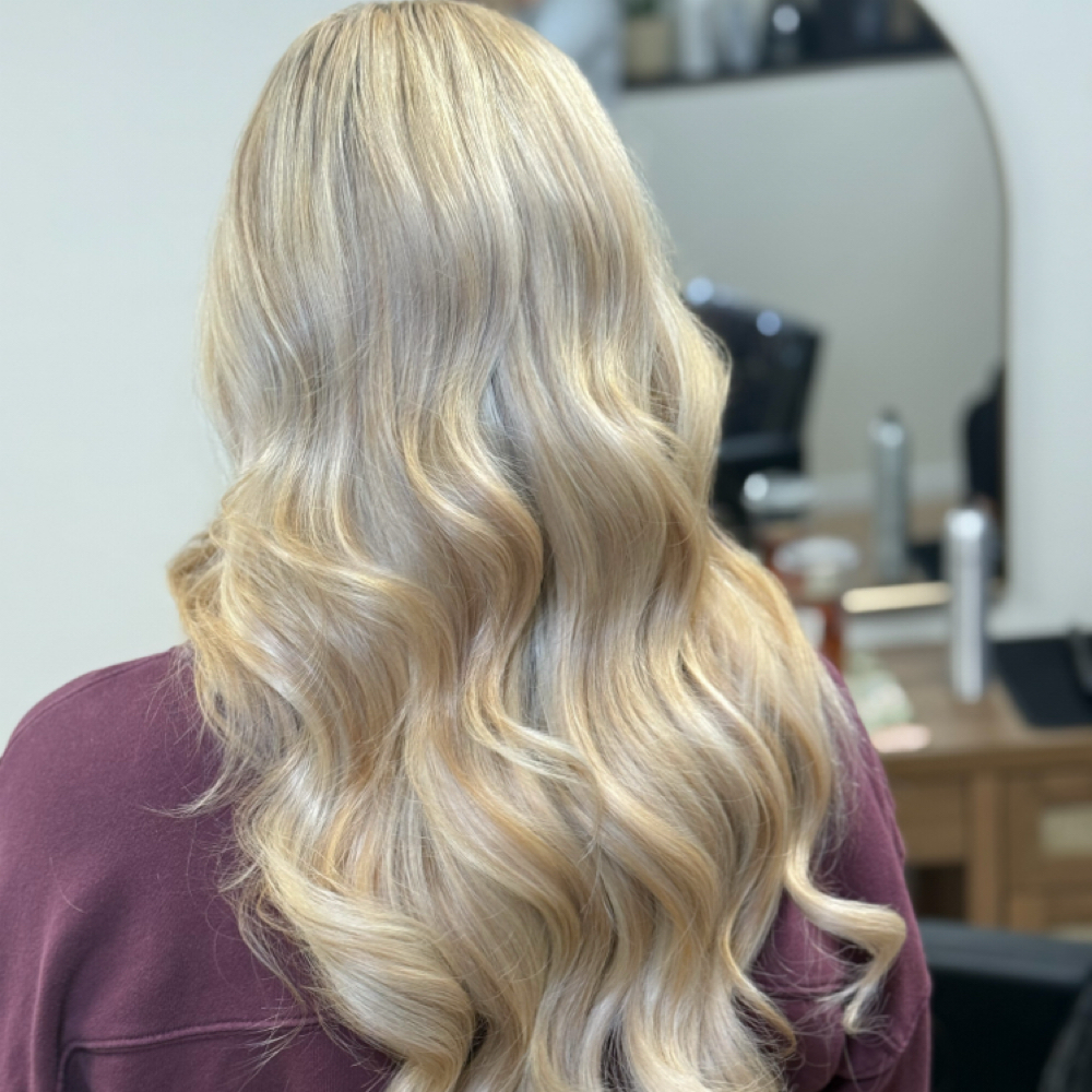 Color/Extensions at Lyndsy Pomerantz in Swansea, IL