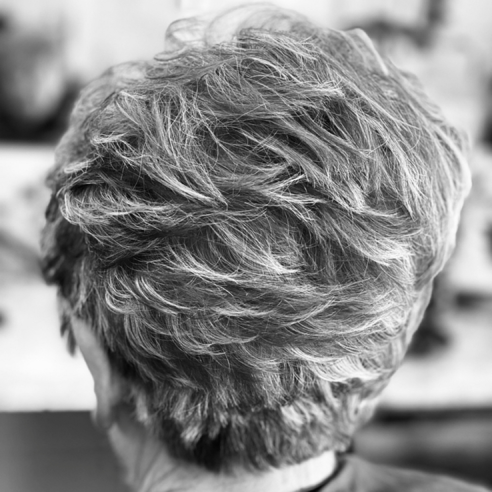 Double Process Short at Southern Styles Salon in Jasonville, IN