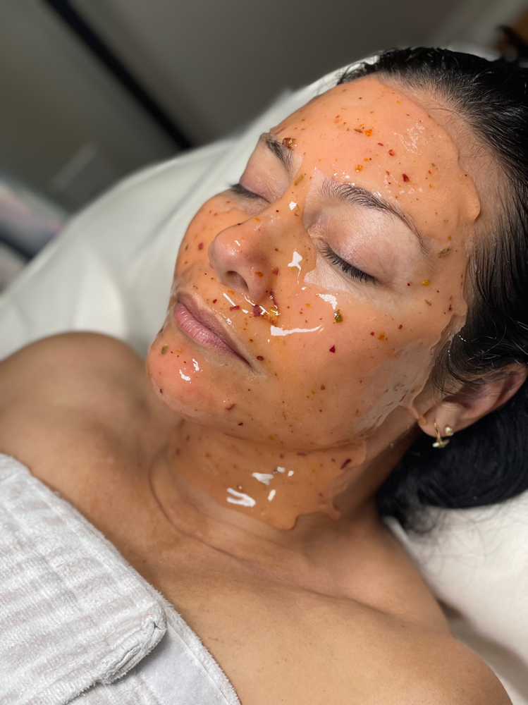 Deep Pore Facial Detox