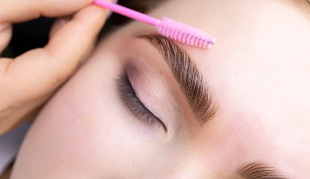 Eyebrow Lamination