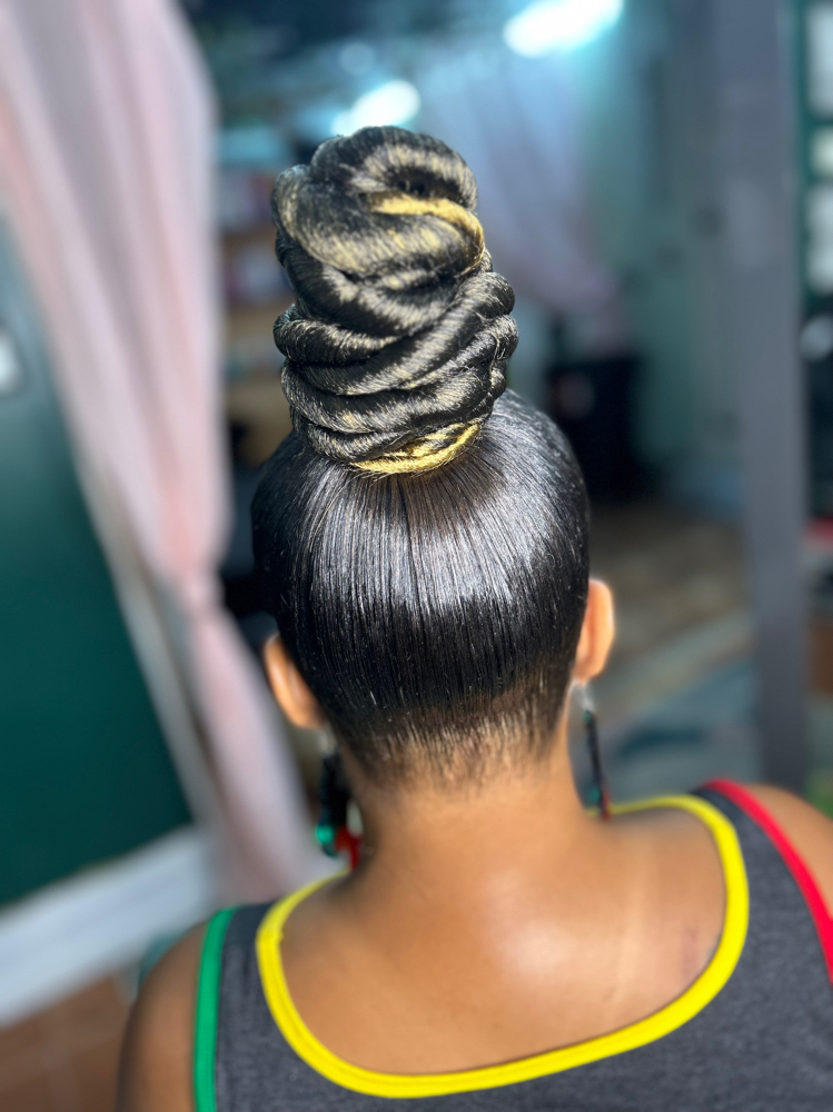 Ponytail W/ Extensions
