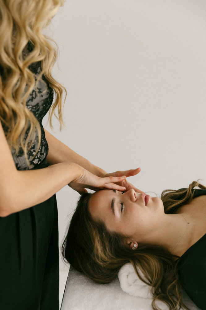 Brow & Glow Facial at Urskinwithizzy at Cheers in Bellingham, WA