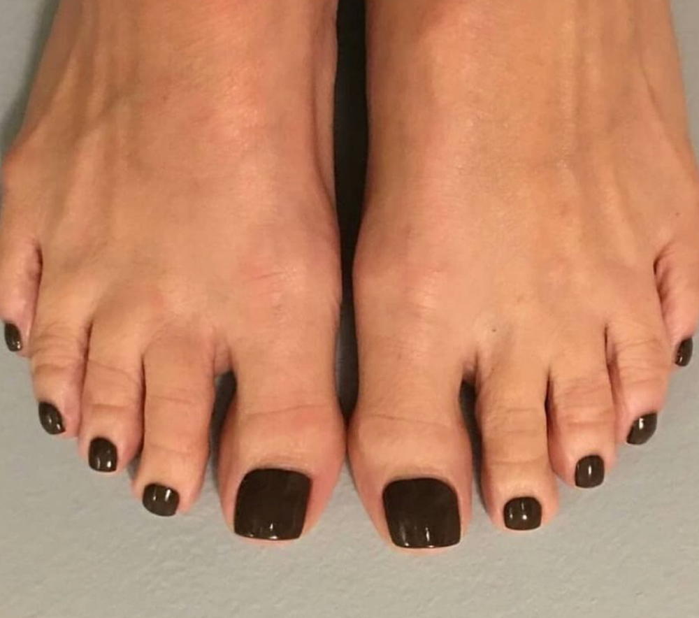 Lux No Gel Pedicure