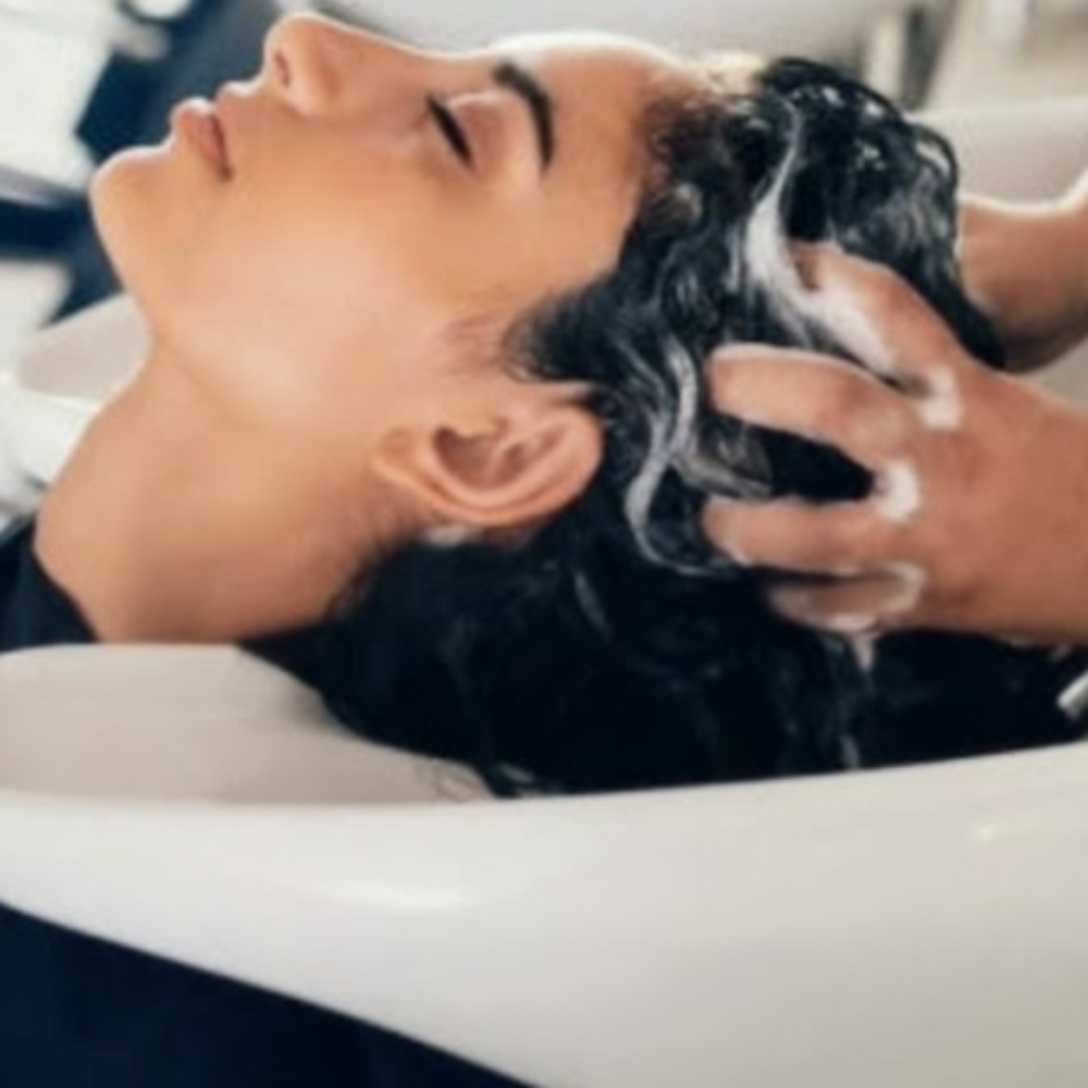 Olaplex Detox Treatment at Encisions Pro Hair Designs LLC in Madison Heights, MI