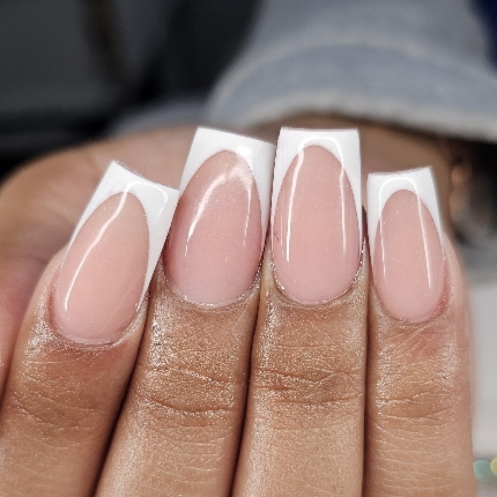 Subtle Design Full Set at VieHava Beauty in Maricopa, AZ