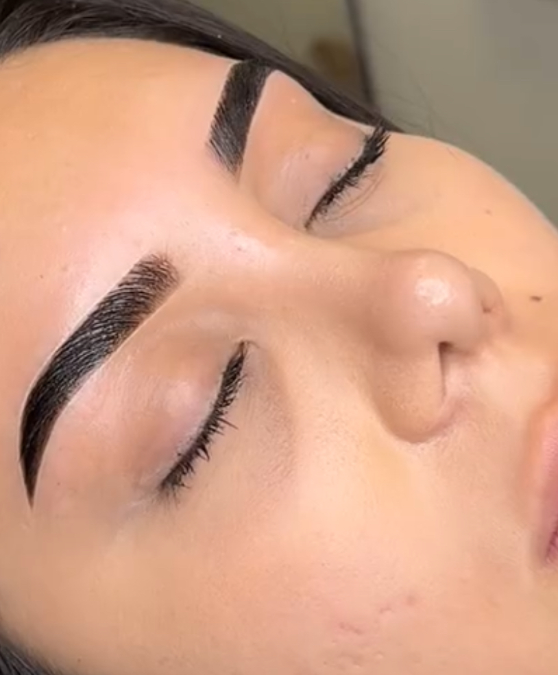 BROW WAX SCULPT, LAMINATION, & HYBR