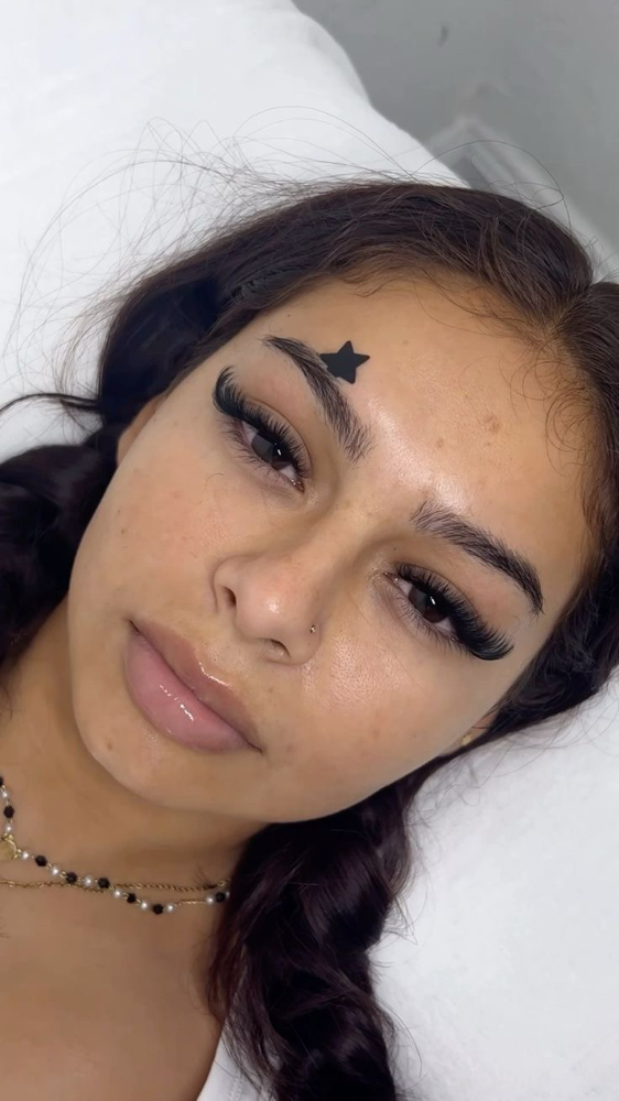 volume lashes