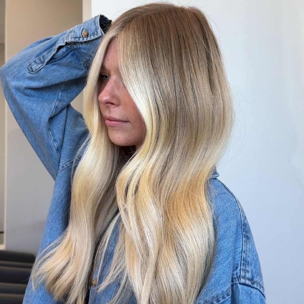 Lived-in Blonding at Haus Of Hair in Puyallup, WA