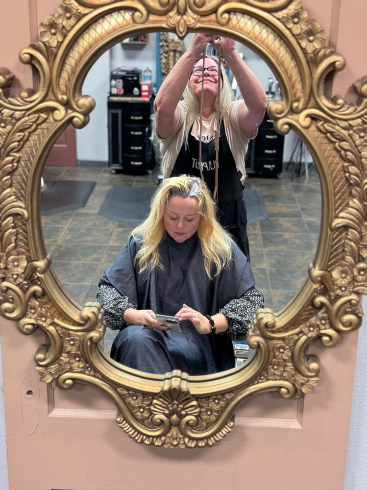 Color (roots)