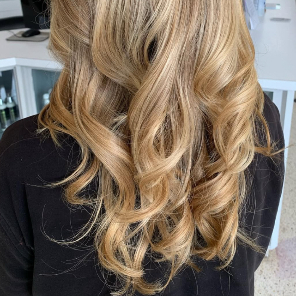 Womens Long Haircut at Veronica Beauty in Michigan City, IN