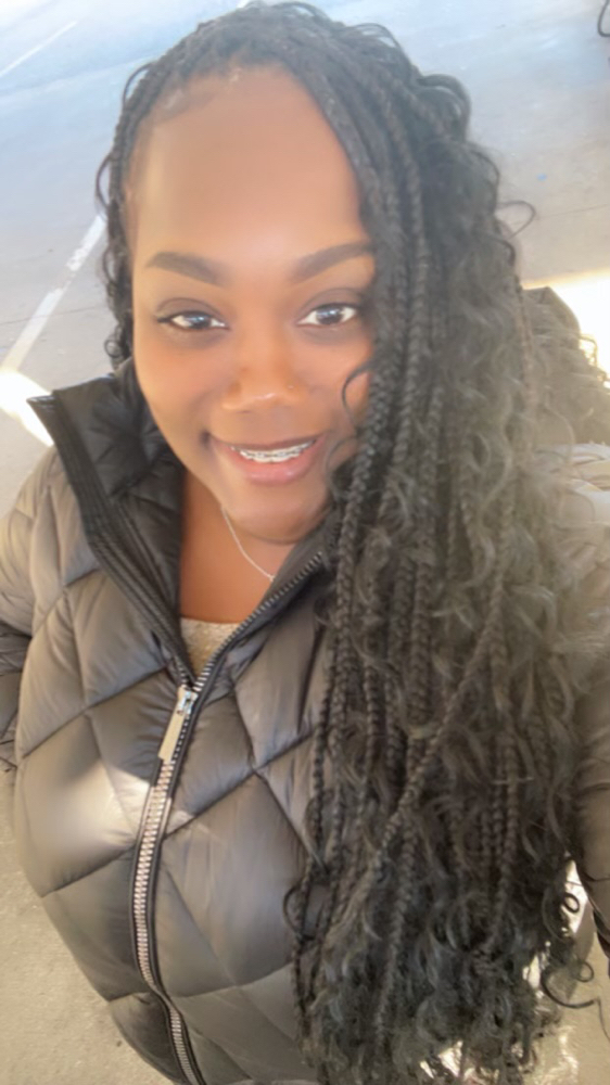 Small Boho Knotless Braids