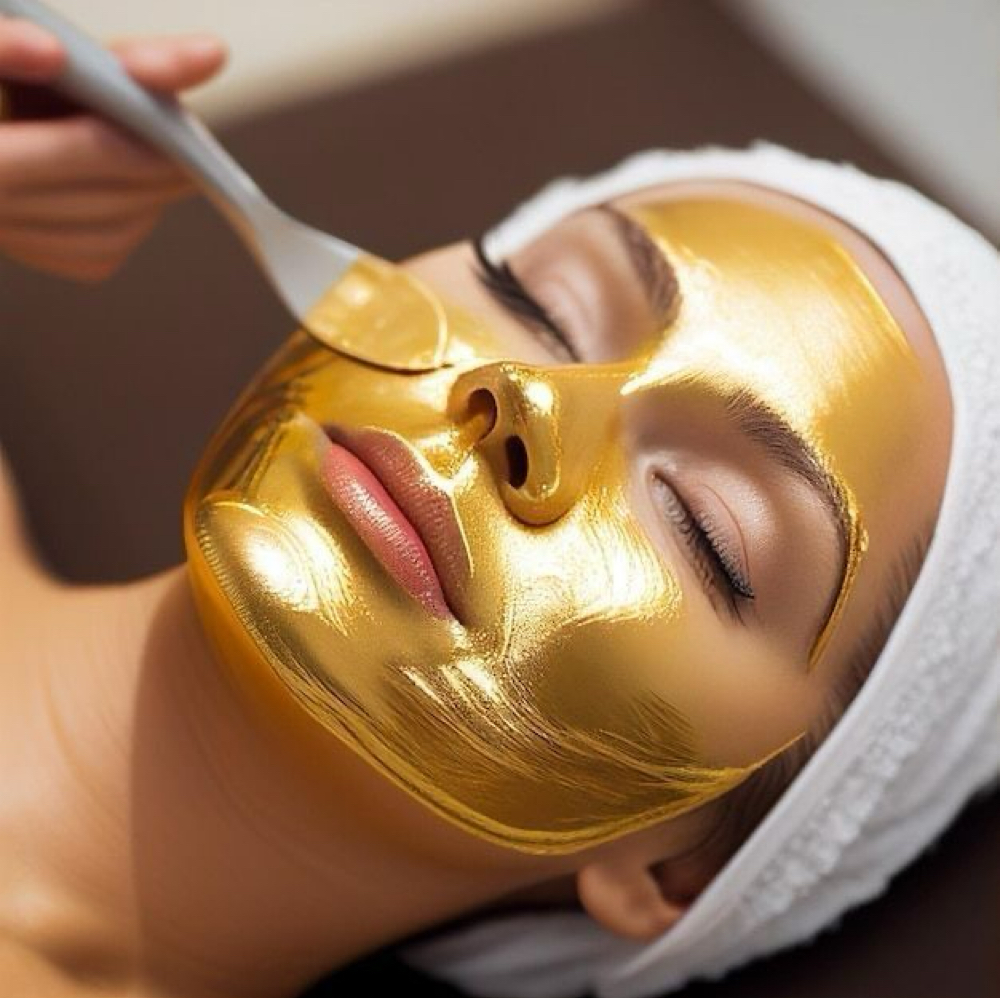 24K GOLD EYE MASK at Vanessa Yarce in Miami, FL